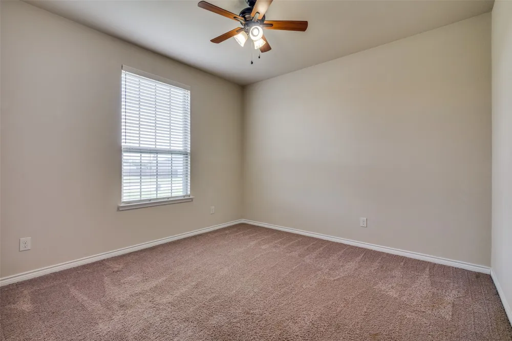 304 Amber Lane Nevada, TX 75173