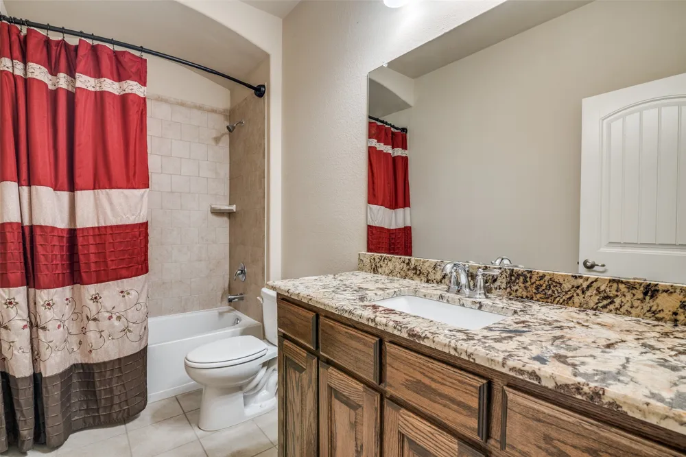 304 Amber Lane Nevada, TX 75173