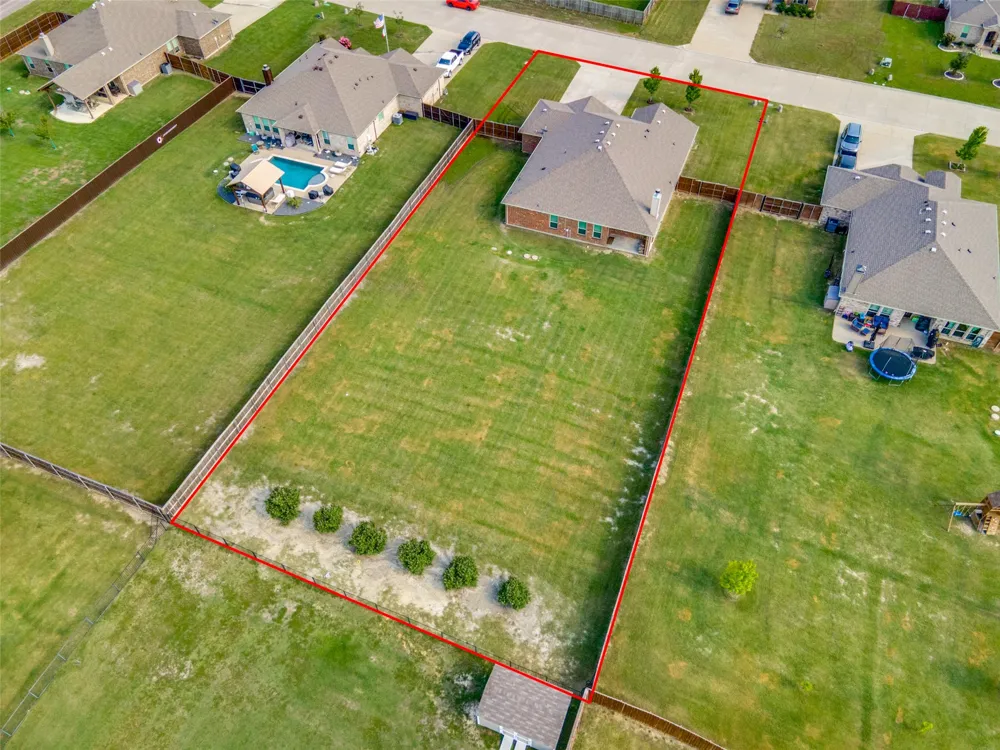 304 Amber Lane Nevada, TX 75173