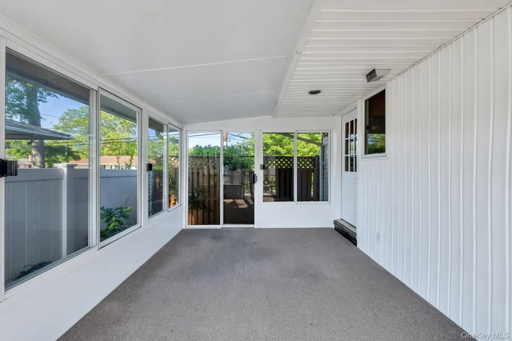 13 Fruitwood Lane Commack, NY 11725