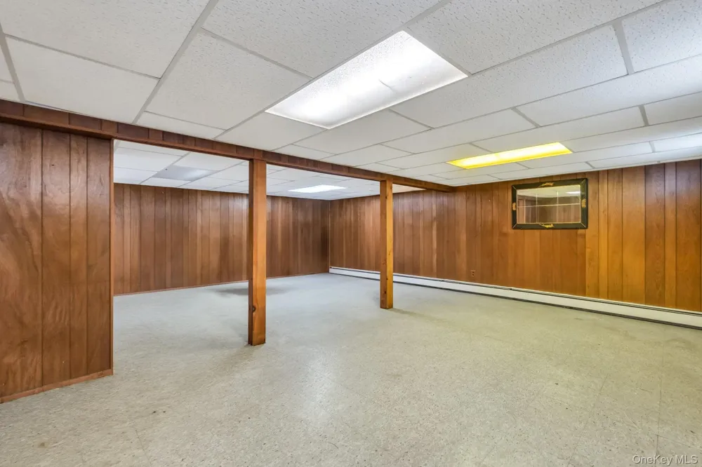 13 Fruitwood Lane Commack, NY 11725