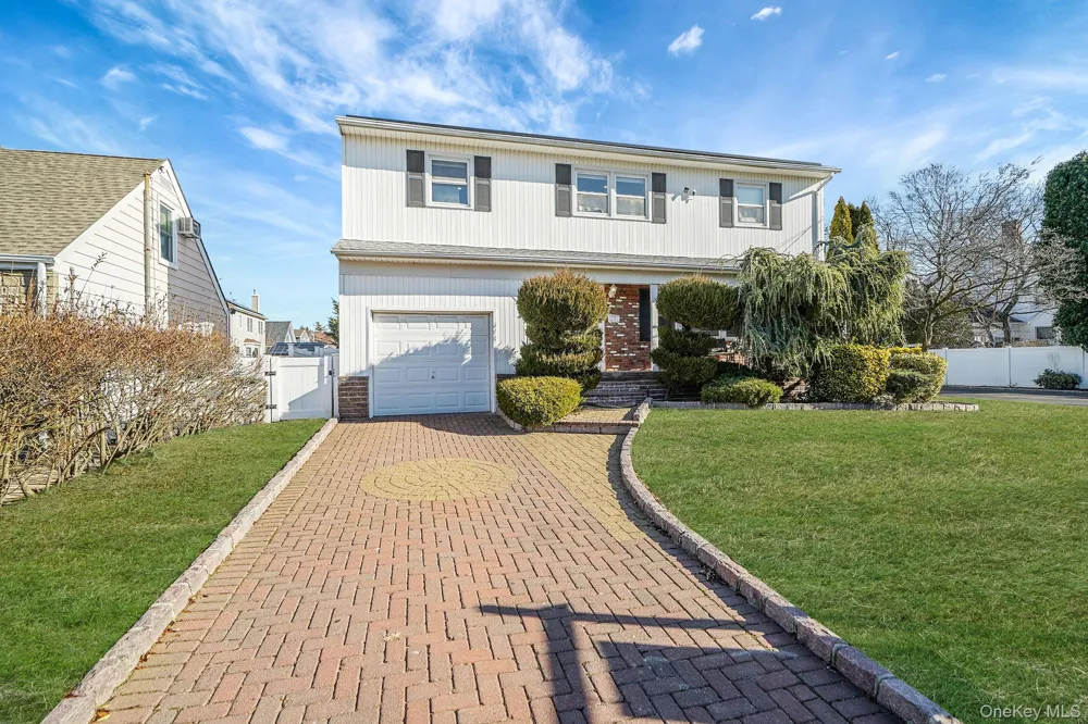 2415 Babylon Turnpike Merrick, NY 11566