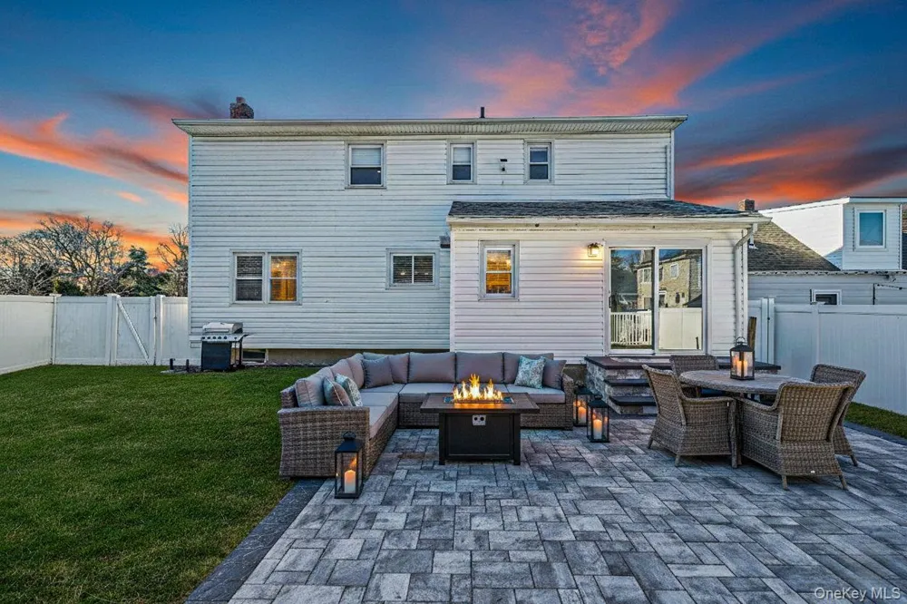 2415 Babylon Turnpike Merrick, NY 11566