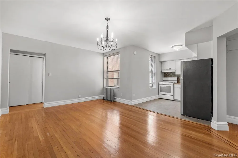 83-52 Talbot Street #6H Kew Gardens, NY 11415