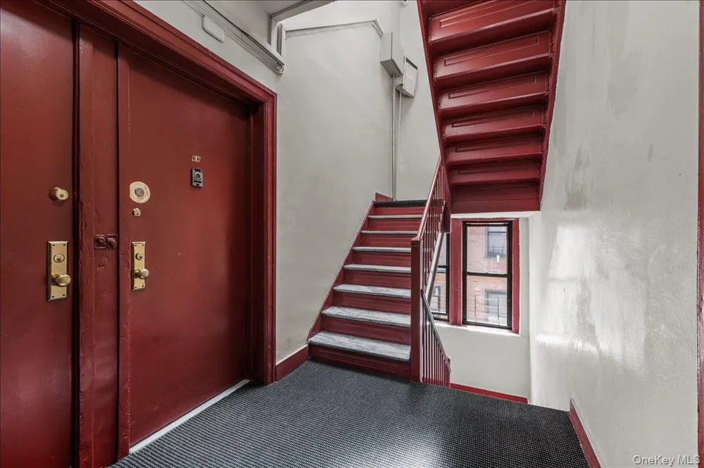 83-52 Talbot Street #6H Kew Gardens, NY 11415