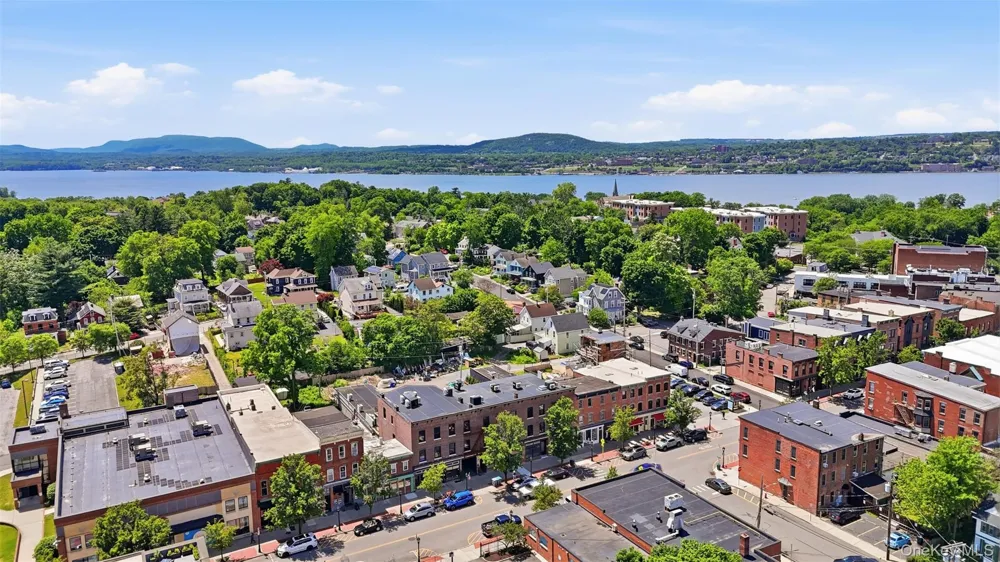 207 Main Street #5 Beacon, NY 12508