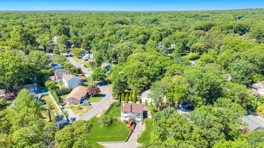 14 Cherry Road Rocky Point, NY 11778