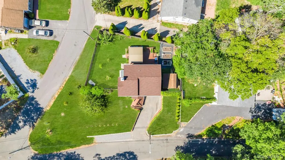 14 Cherry Road Rocky Point, NY 11778