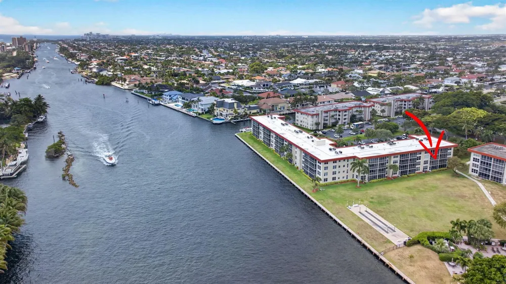 3100 NE 48th Court #214 Lighthouse Point, FL 33064