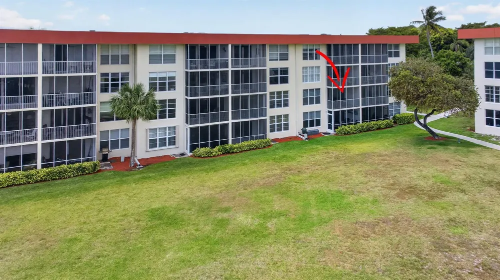 3100 NE 48th Court #214 Lighthouse Point, FL 33064