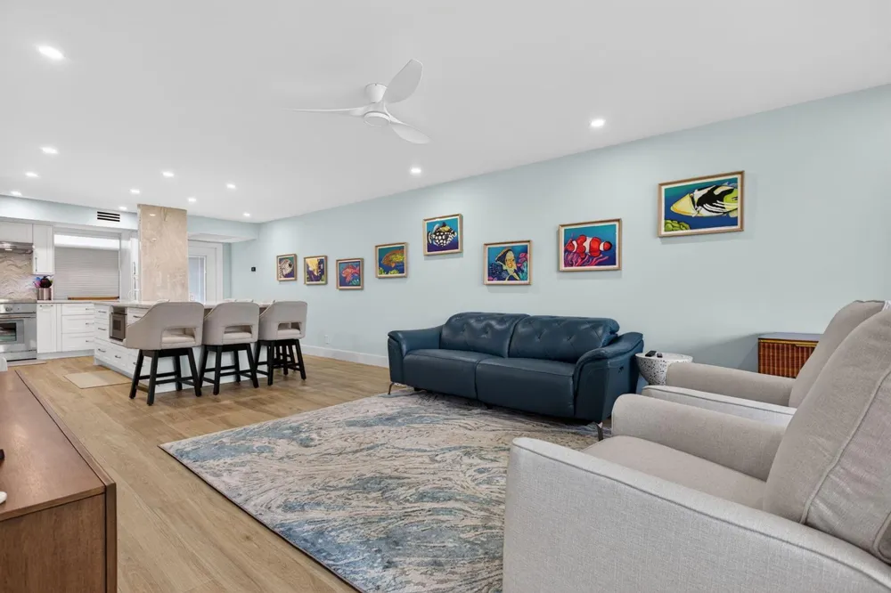 3100 NE 48th Court #214 Lighthouse Point, FL 33064