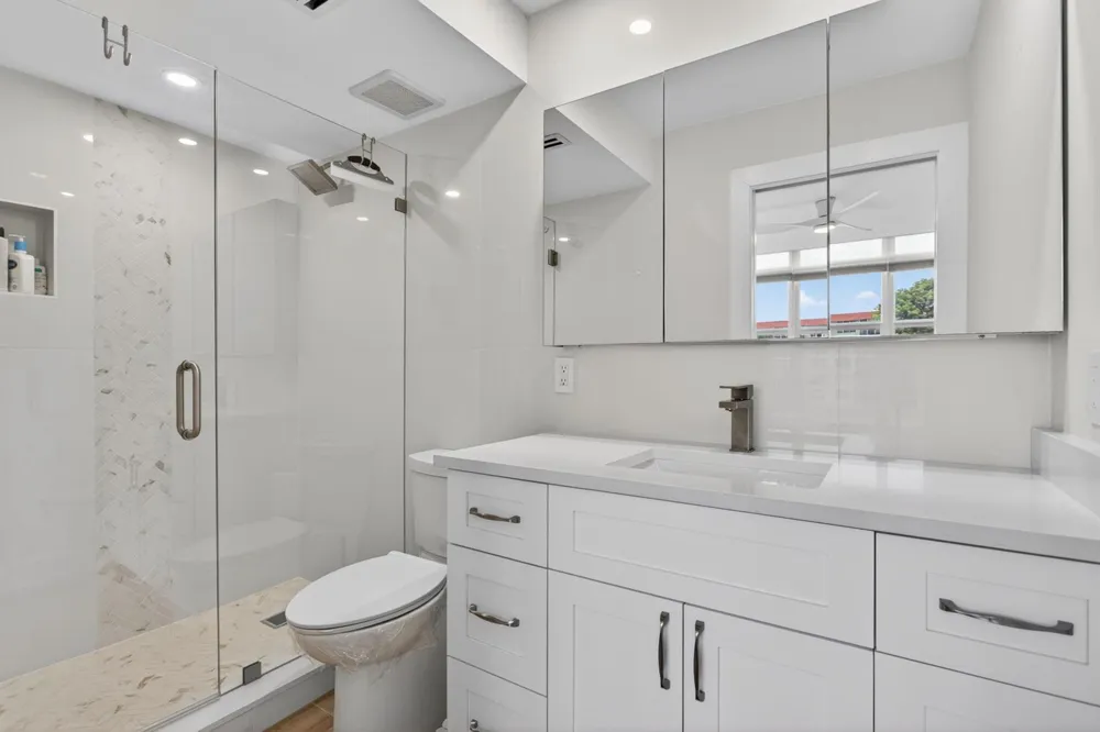 3100 NE 48th Court #214 Lighthouse Point, FL 33064