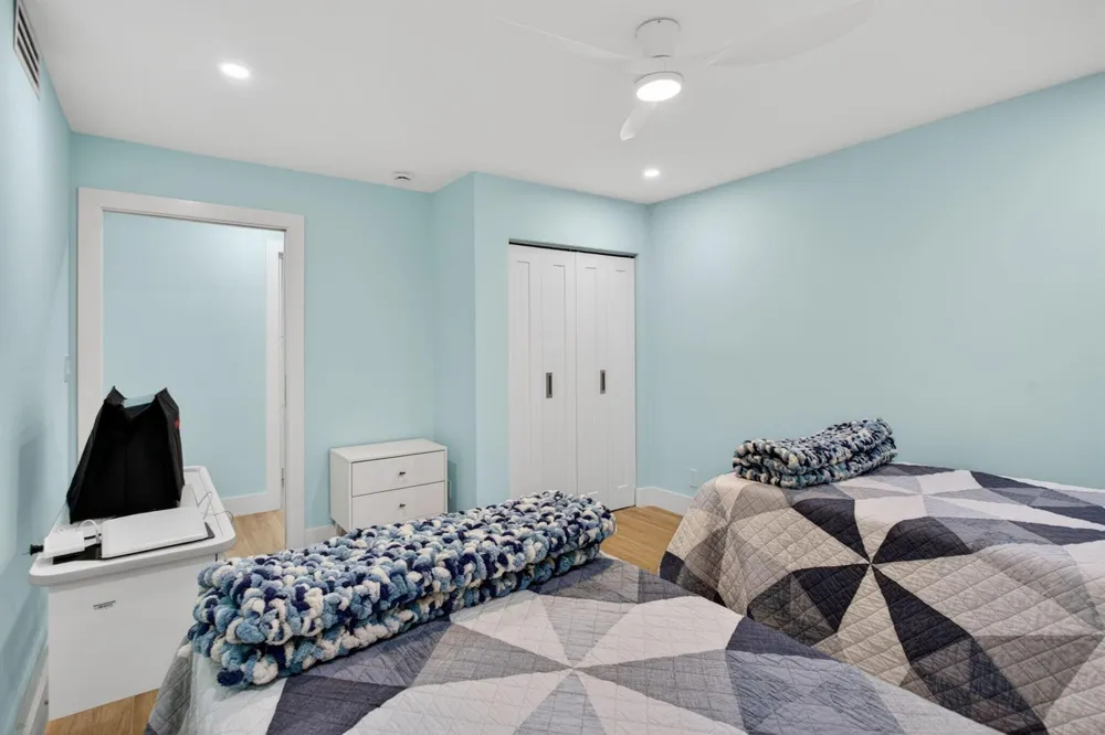 3100 NE 48th Court #214 Lighthouse Point, FL 33064