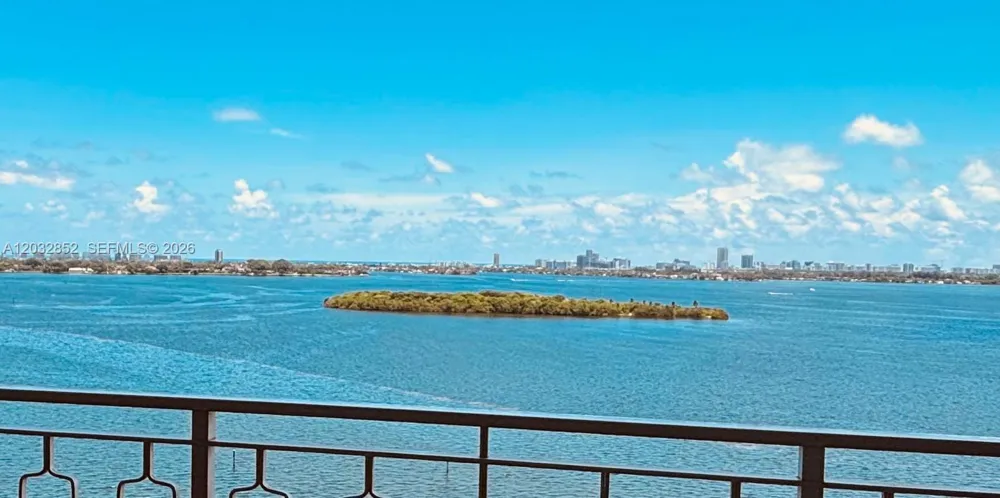 11111 NE Biscayne Blvd #16A Miami, FL 33181