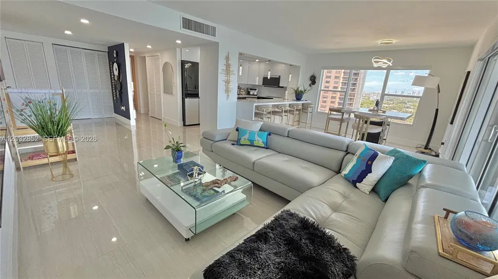 11111 NE Biscayne Blvd #16A Miami, FL 33181