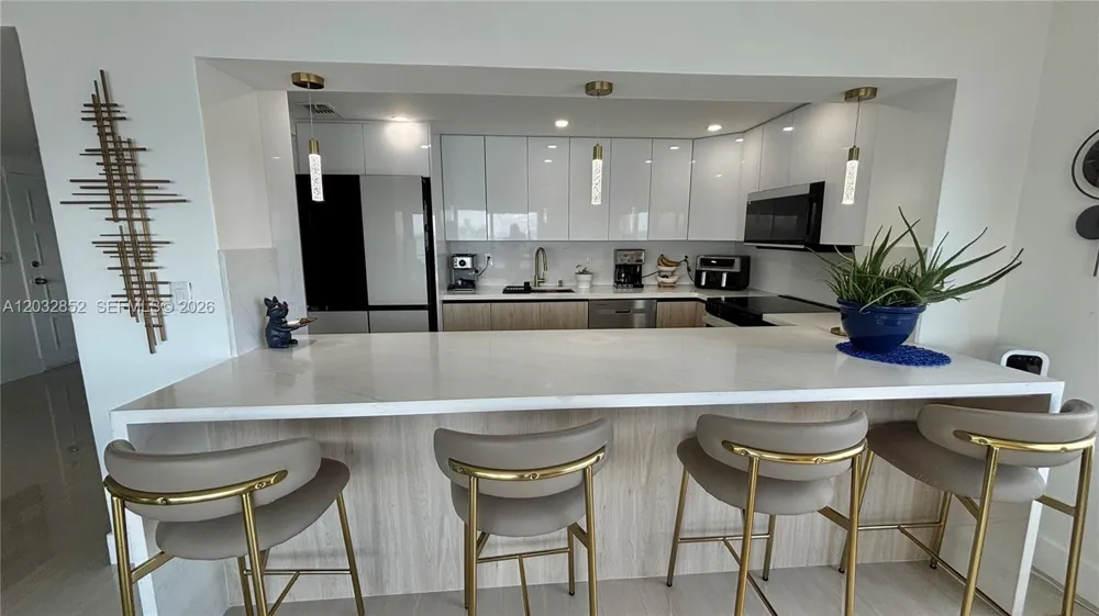 11111 NE Biscayne Blvd #16A Miami, FL 33181