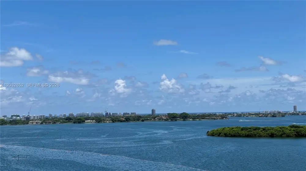 11111 NE Biscayne Blvd #16A Miami, FL 33181