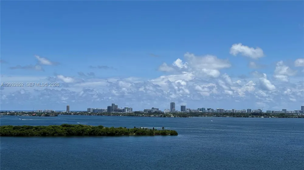 11111 NE Biscayne Blvd #16A Miami, FL 33181