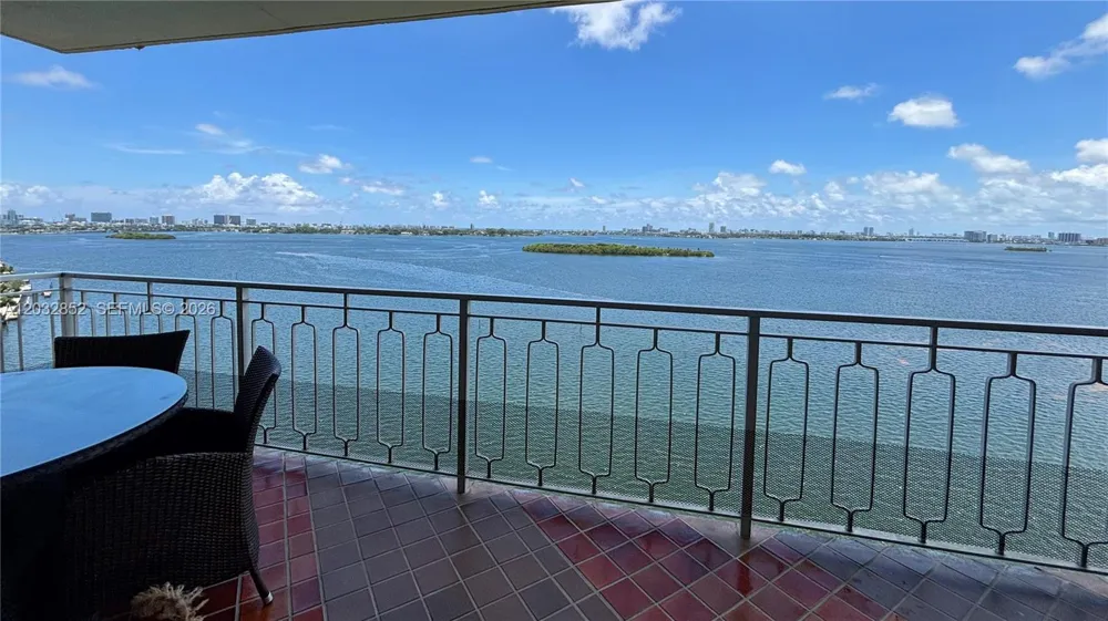 11111 NE Biscayne Blvd #16A Miami, FL 33181