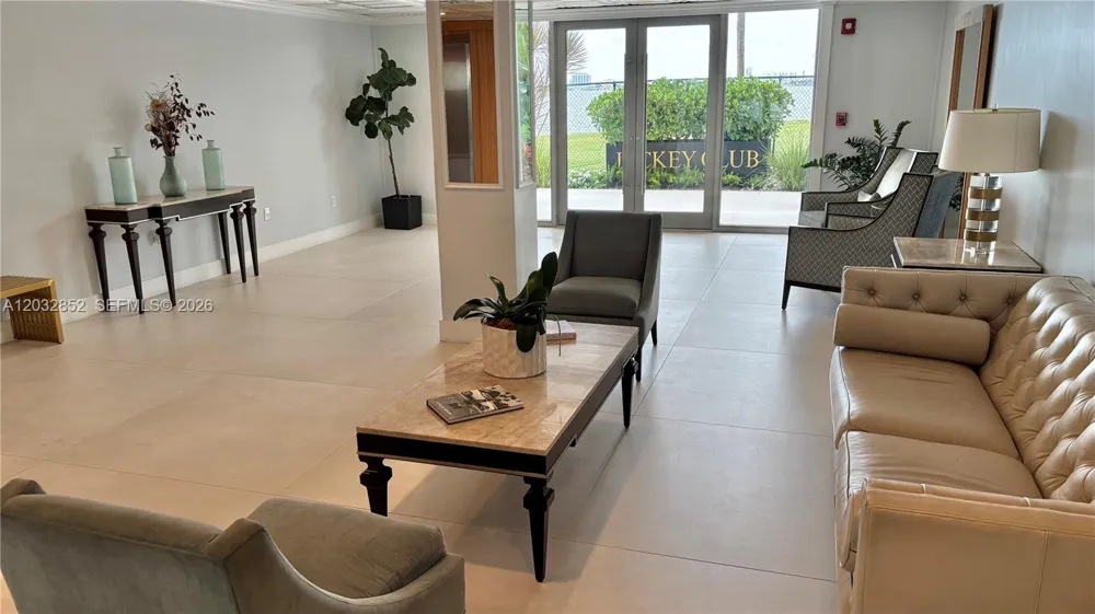 11111 NE Biscayne Blvd #16A Miami, FL 33181