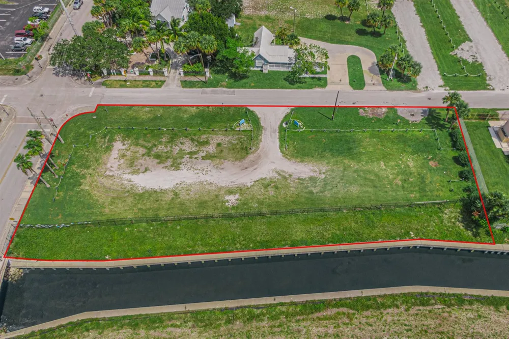 145 Kings Lane Fort Pierce, FL 34950
