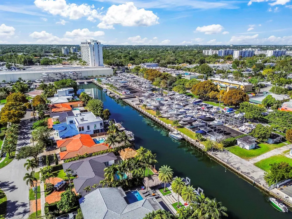 2461 NE 135th Street North Miami, FL 33181