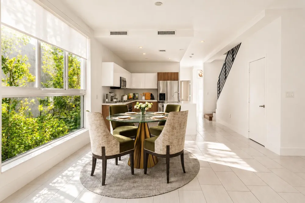 2461 NE 135th Street North Miami, FL 33181