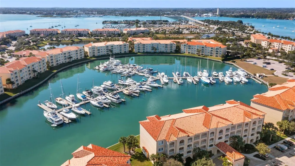 9 Harbour Isle Drive #102 Hutchinson Island, FL 34949