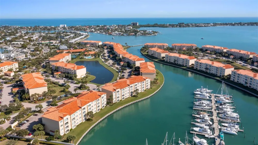 9 Harbour Isle Drive #102 Hutchinson Island, FL 34949