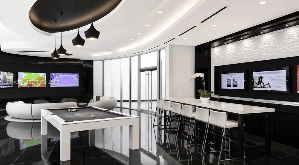 851 NE 1st Ave #2303 Miami, FL 33132