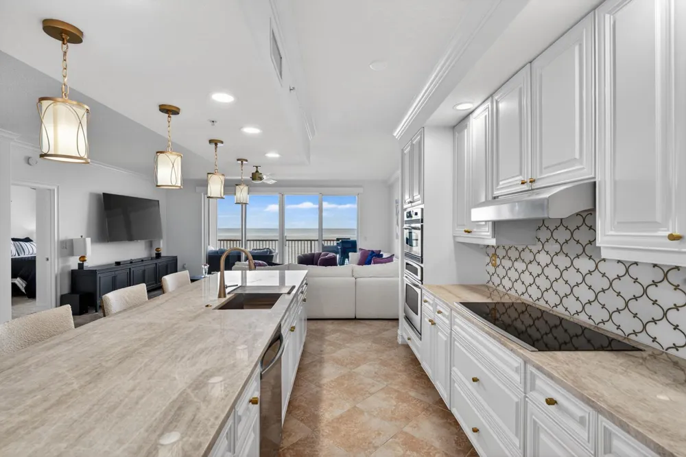 4180 Hwy A1a ##604 Hutchinson Island, FL 34949