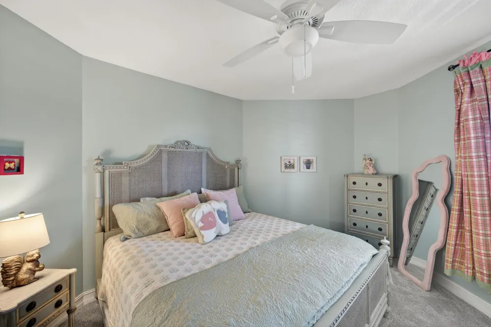 4180 Hwy A1a ##604 Hutchinson Island, FL 34949
