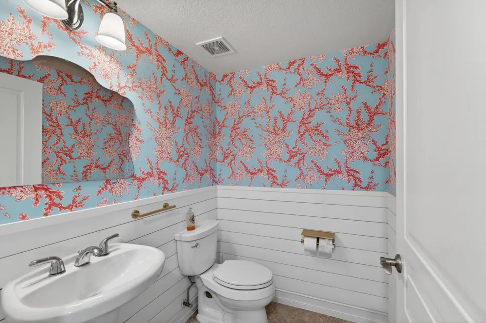 4180 Hwy A1a ##604 Hutchinson Island, FL 34949