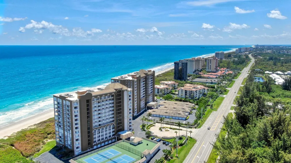 4180 Hwy A1a ##604 Hutchinson Island, FL 34949