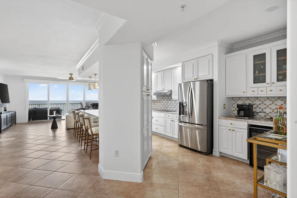 4180 Hwy A1a ##604 Hutchinson Island, FL 34949