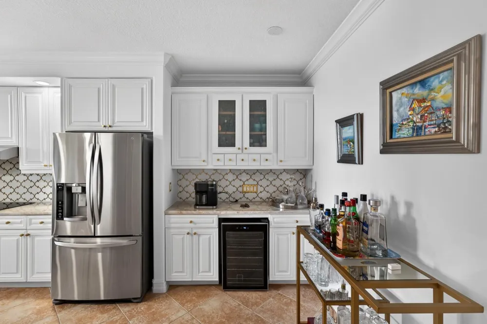 4180 Hwy A1a ##604 Hutchinson Island, FL 34949
