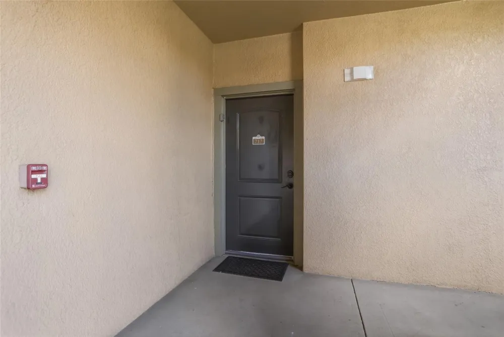 901 CHARO PARKWAY #717 Davenport, FL 33897