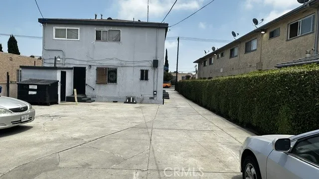 6821 11th Avenue #2 Los Angeles, CA 90043