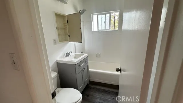 6821 11th Avenue #2 Los Angeles, CA 90043