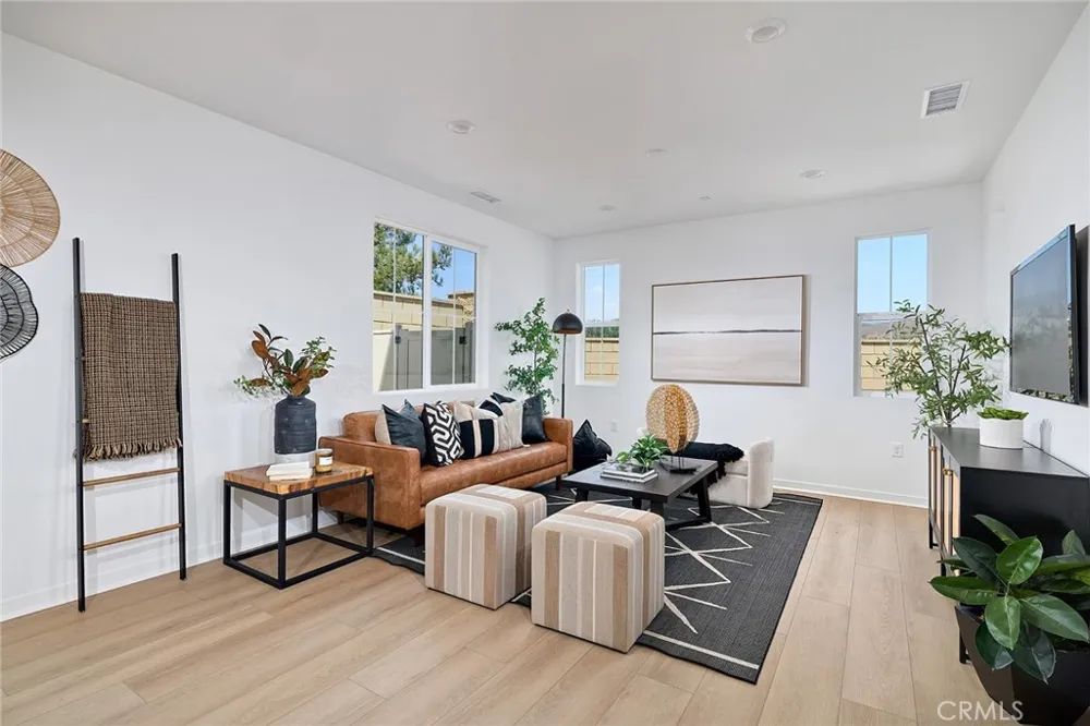 33535 Mission Trail #99 Lake Elsinore, CA 92530