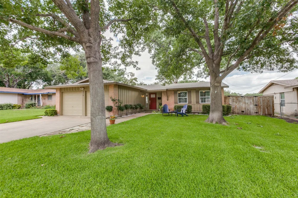 818 Wateka Way Richardson, TX 75080