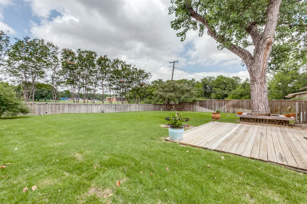 818 Wateka Way Richardson, TX 75080