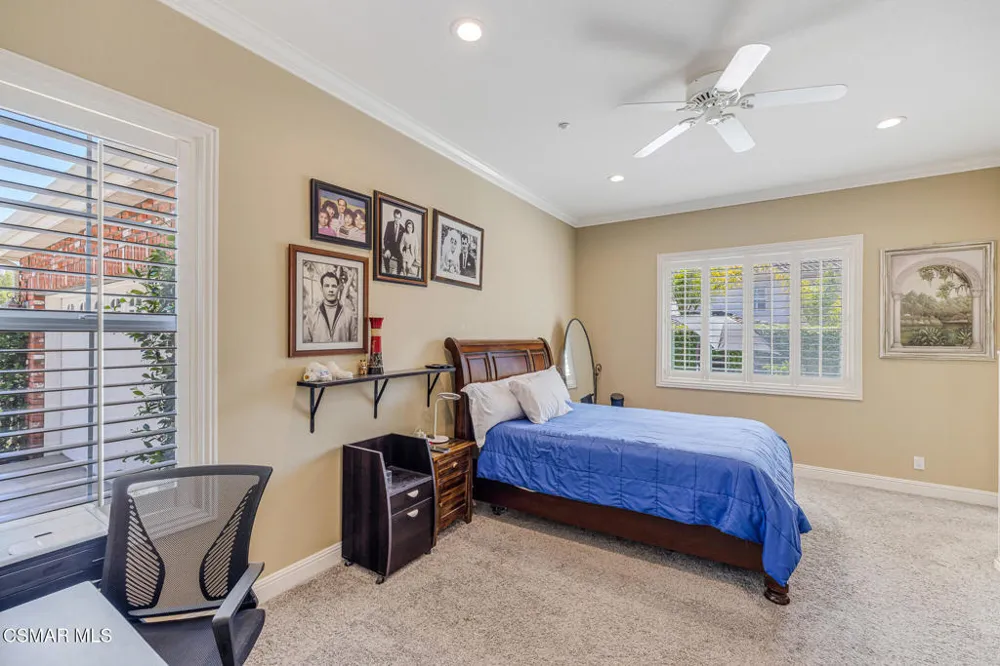 12376 Palmer Drive Moorpark, CA 93021