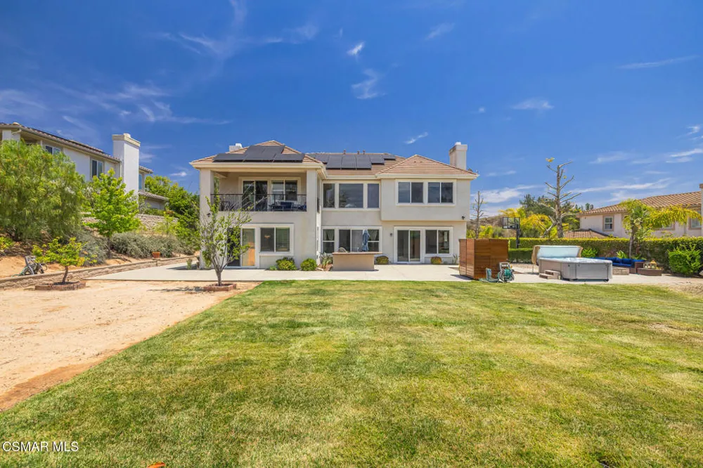 12376 Palmer Drive Moorpark, CA 93021