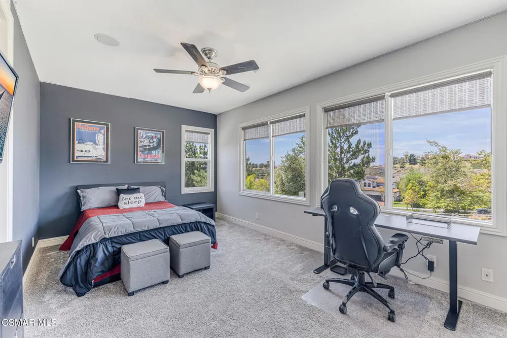 12376 Palmer Drive Moorpark, CA 93021