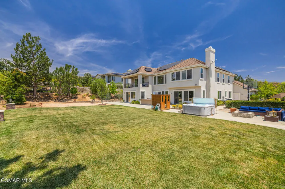 12376 Palmer Drive Moorpark, CA 93021