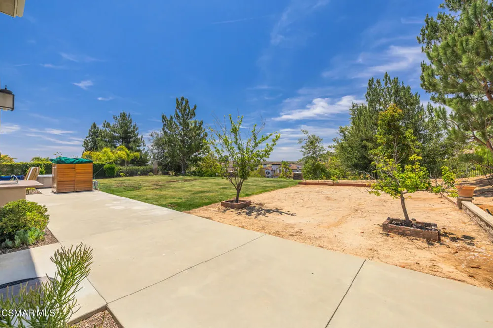 12376 Palmer Drive Moorpark, CA 93021