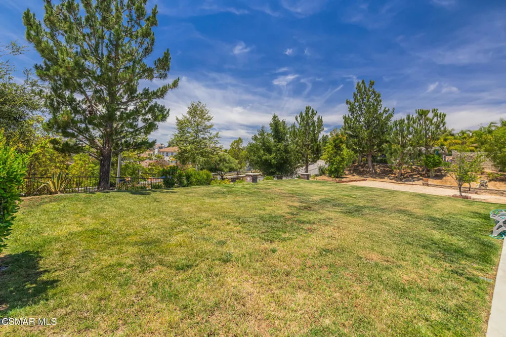 12376 Palmer Drive Moorpark, CA 93021