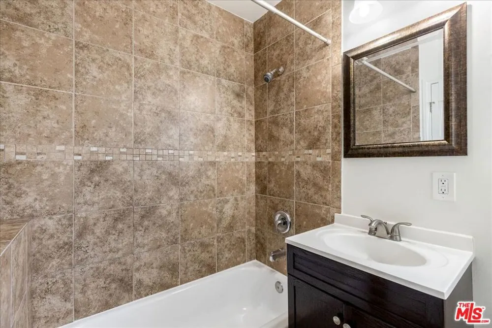 622 S Pacific Coast Highway Redondo Beach, CA 90277