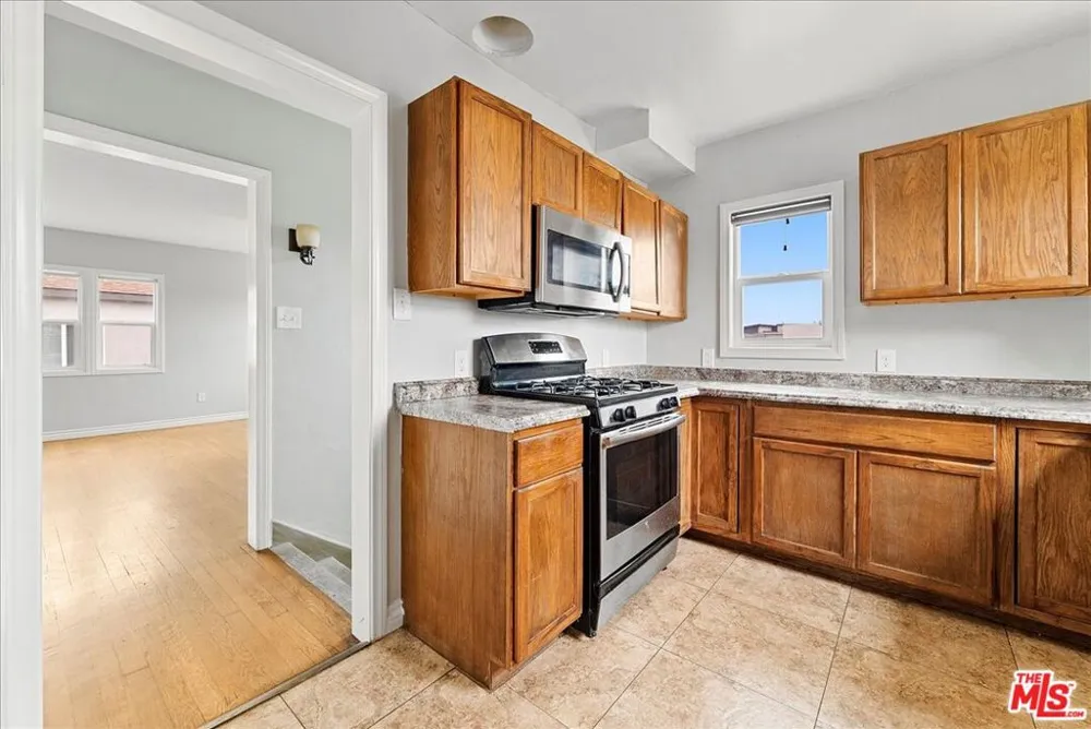 622 S Pacific Coast Highway Redondo Beach, CA 90277